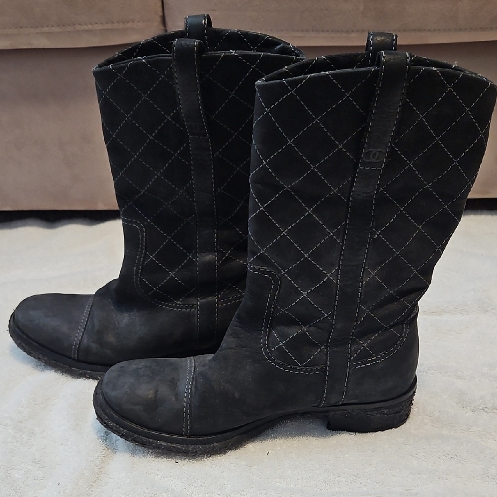 Chanel Black Quilted Mid-Calf Women's Boots Sz 6.5